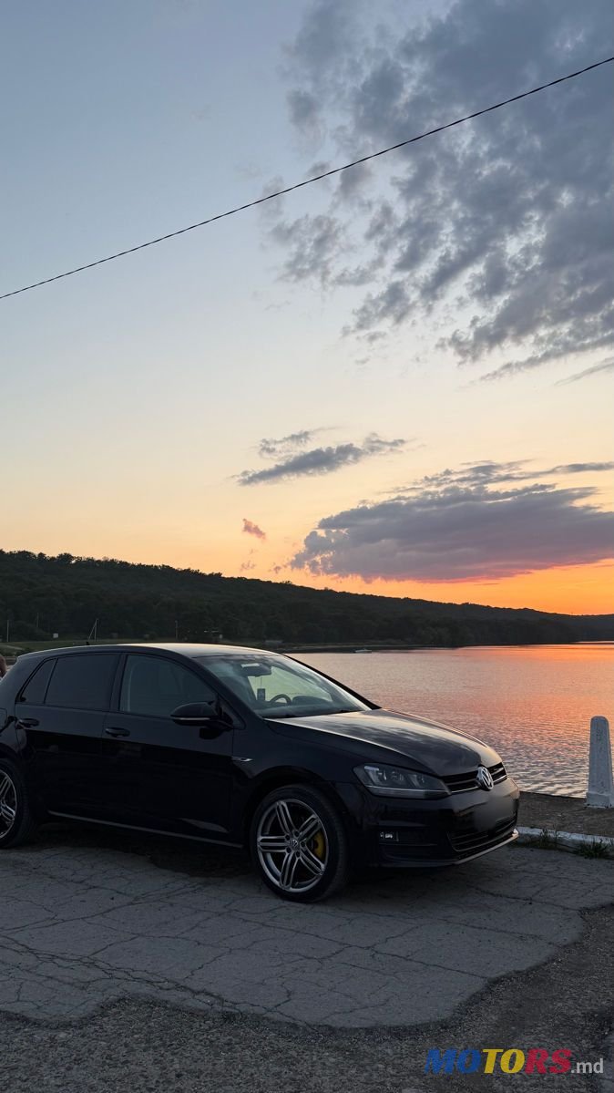 2016' Volkswagen Golf photo #6