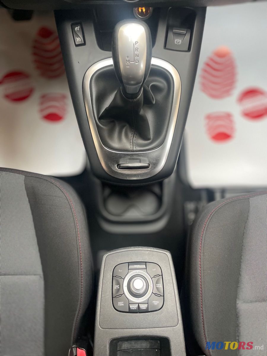 2013' Renault Grand Scenic photo #2