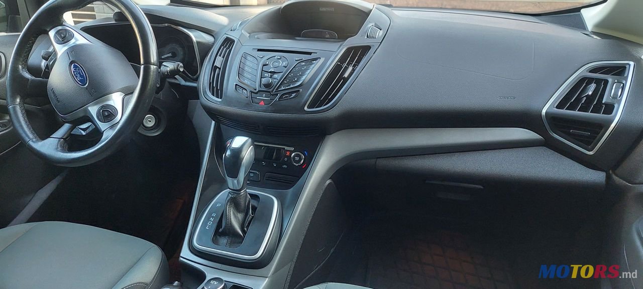 2013' Ford C-MAX photo #2