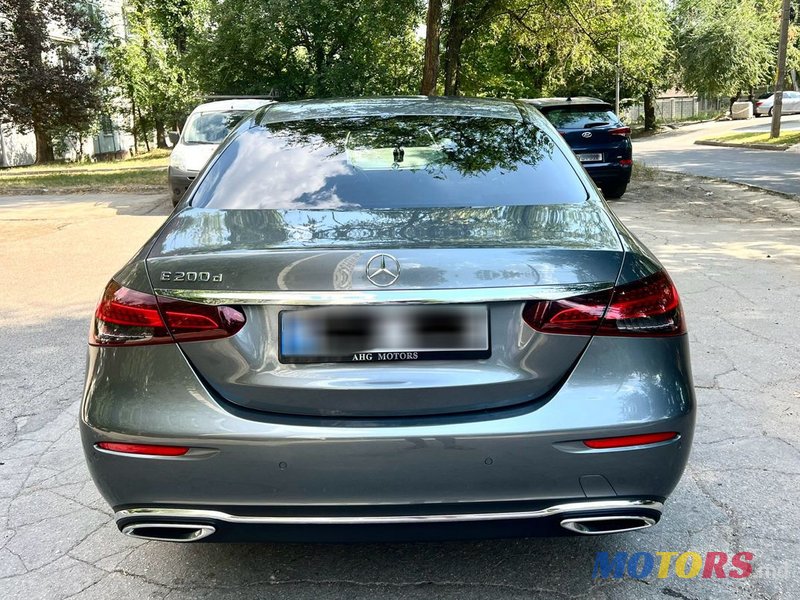 2021' Mercedes-Benz E-Class photo #4