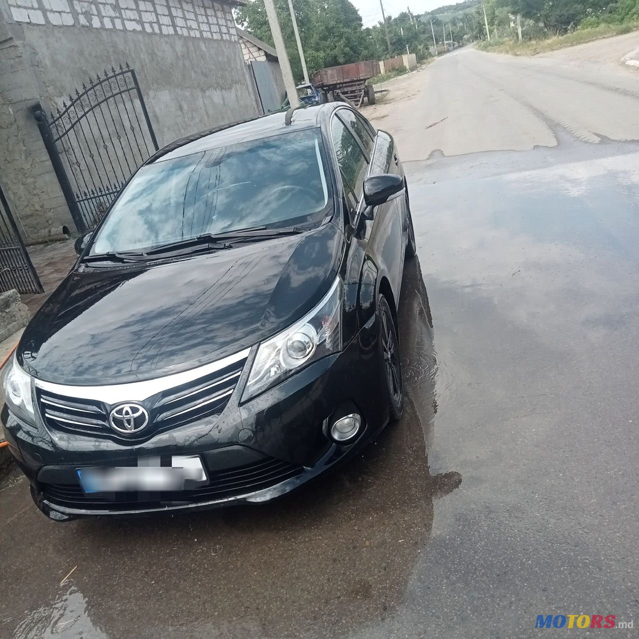 2012' Toyota Avensis photo #1