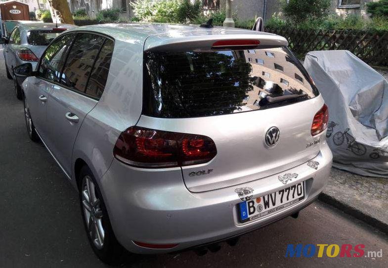 2009' Volkswagen Golf photo #1