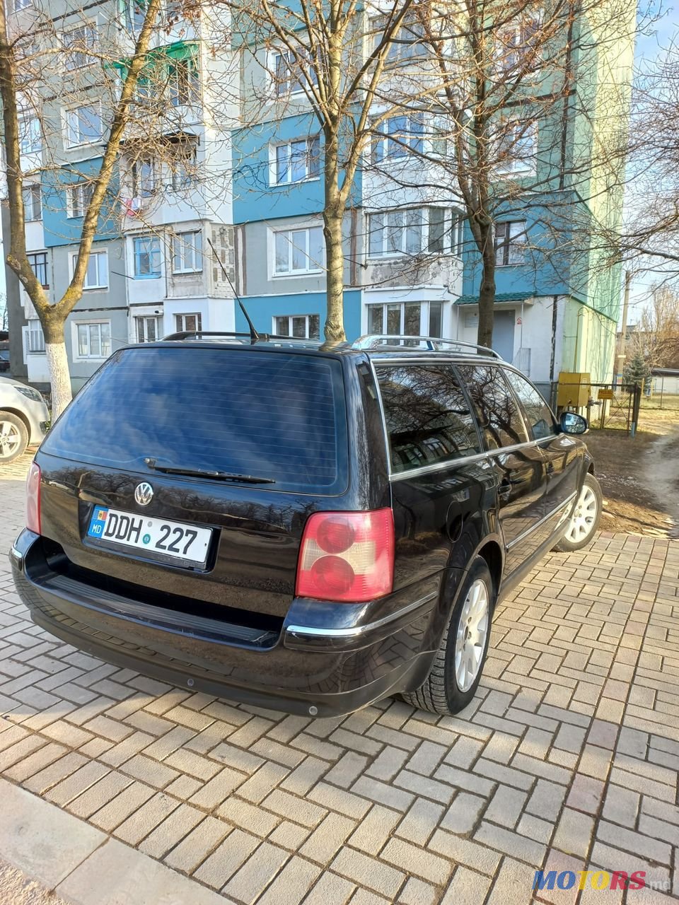 2005' Volkswagen Passat photo #4