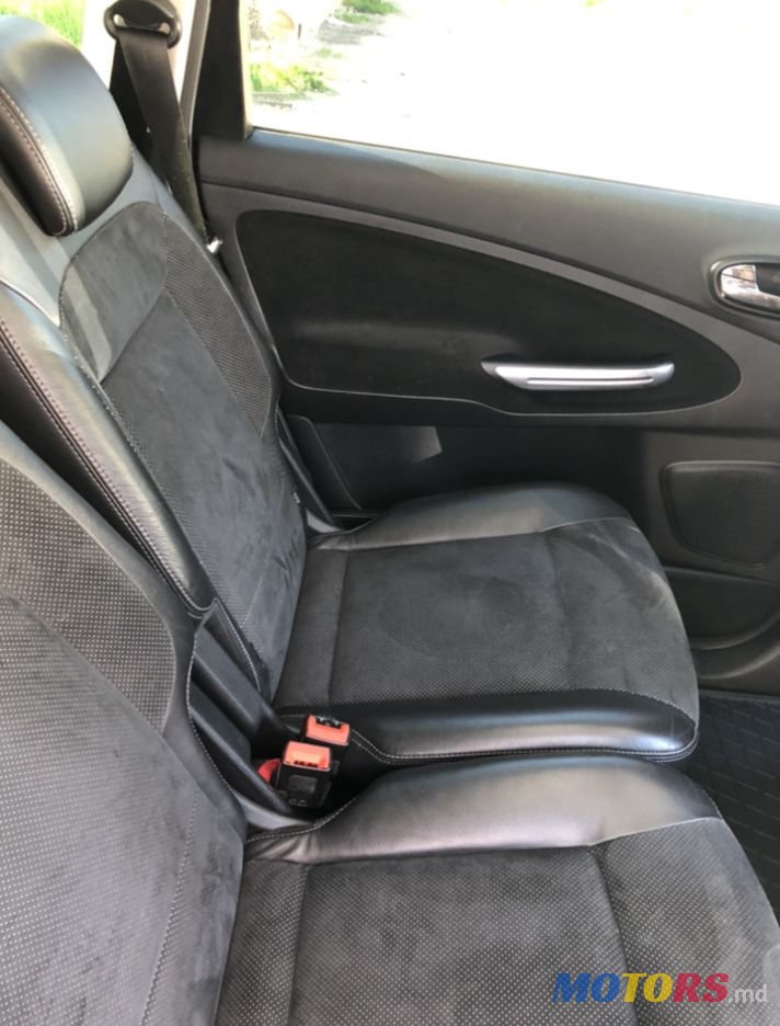 2007' Ford S-Max photo #3