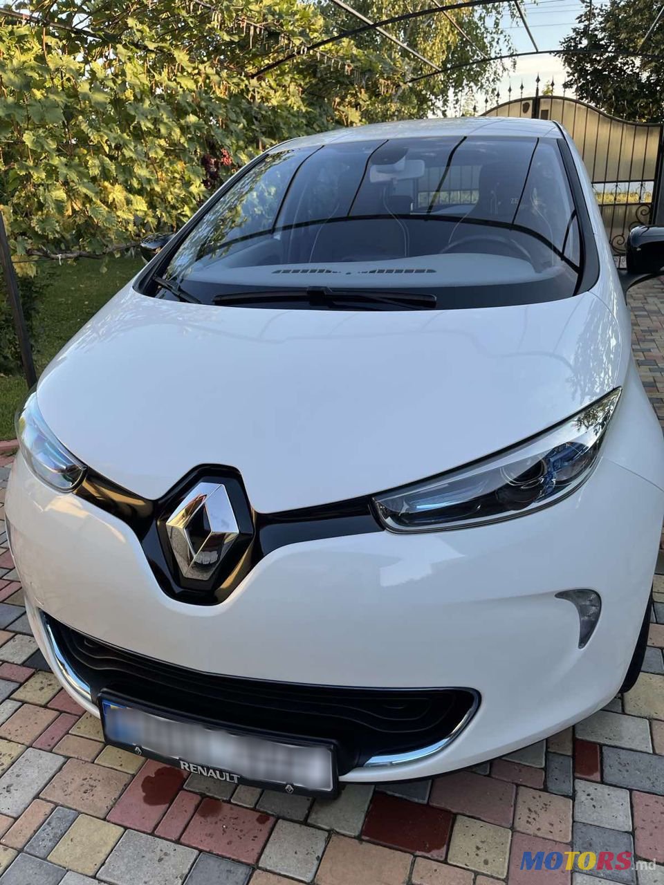 2013' Renault Zoe photo #2