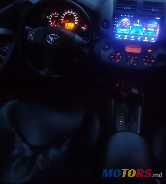 2007' Toyota RAV4 photo #4