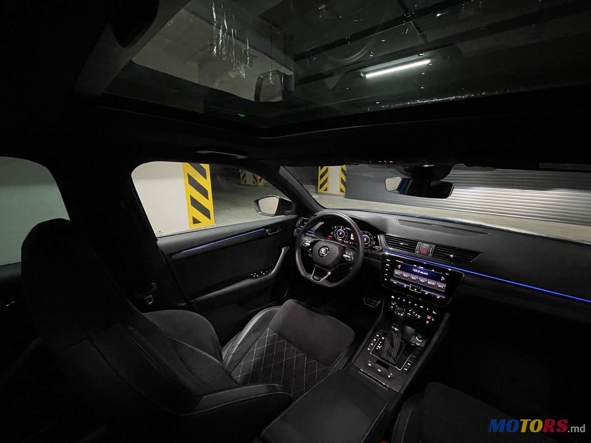 2020' Skoda Superb photo #5