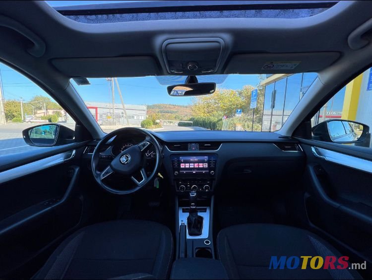 2019' Skoda Octavia photo #6