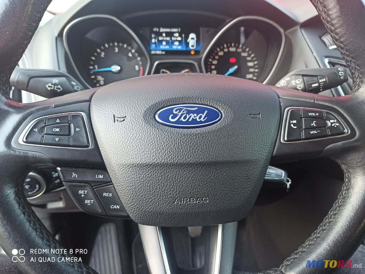 2016' Ford Focus photo #3