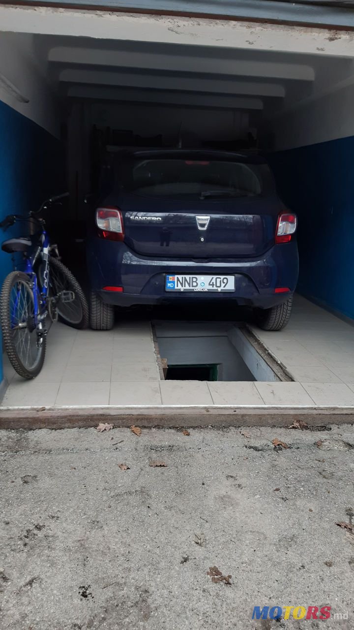 2015' Dacia Sandero photo #3