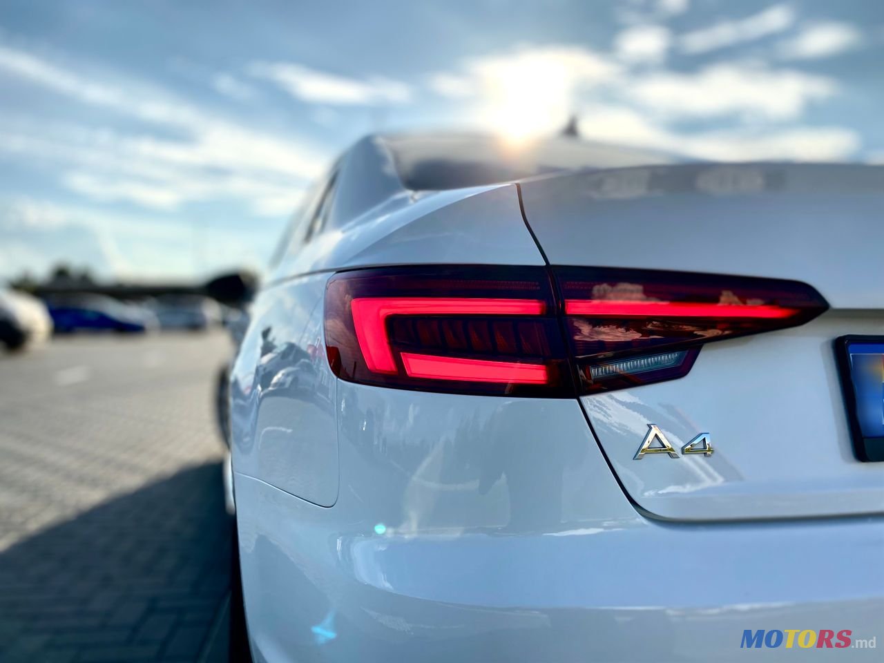 2017' Audi A4 photo #2