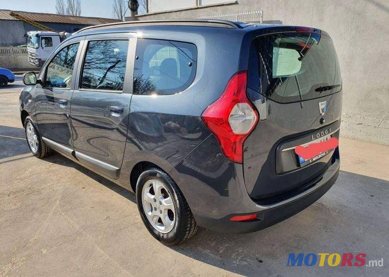 2012' Dacia Lodgy photo #4