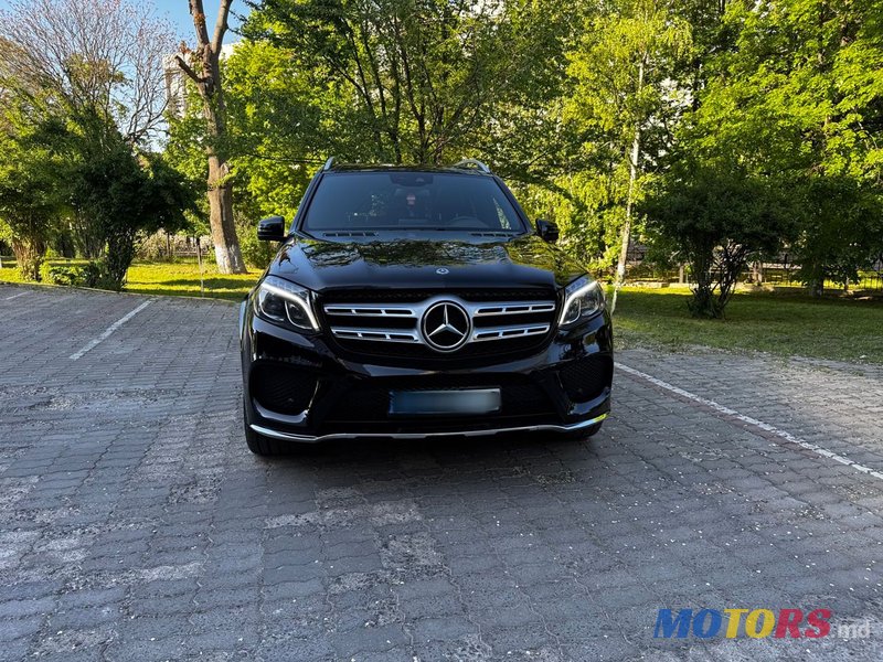 2018' Mercedes-Benz Gls-Class photo #5