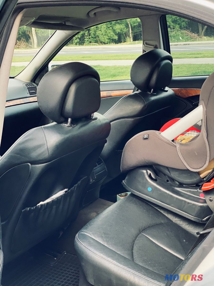 2008' Mercedes-Benz E Класс photo #6