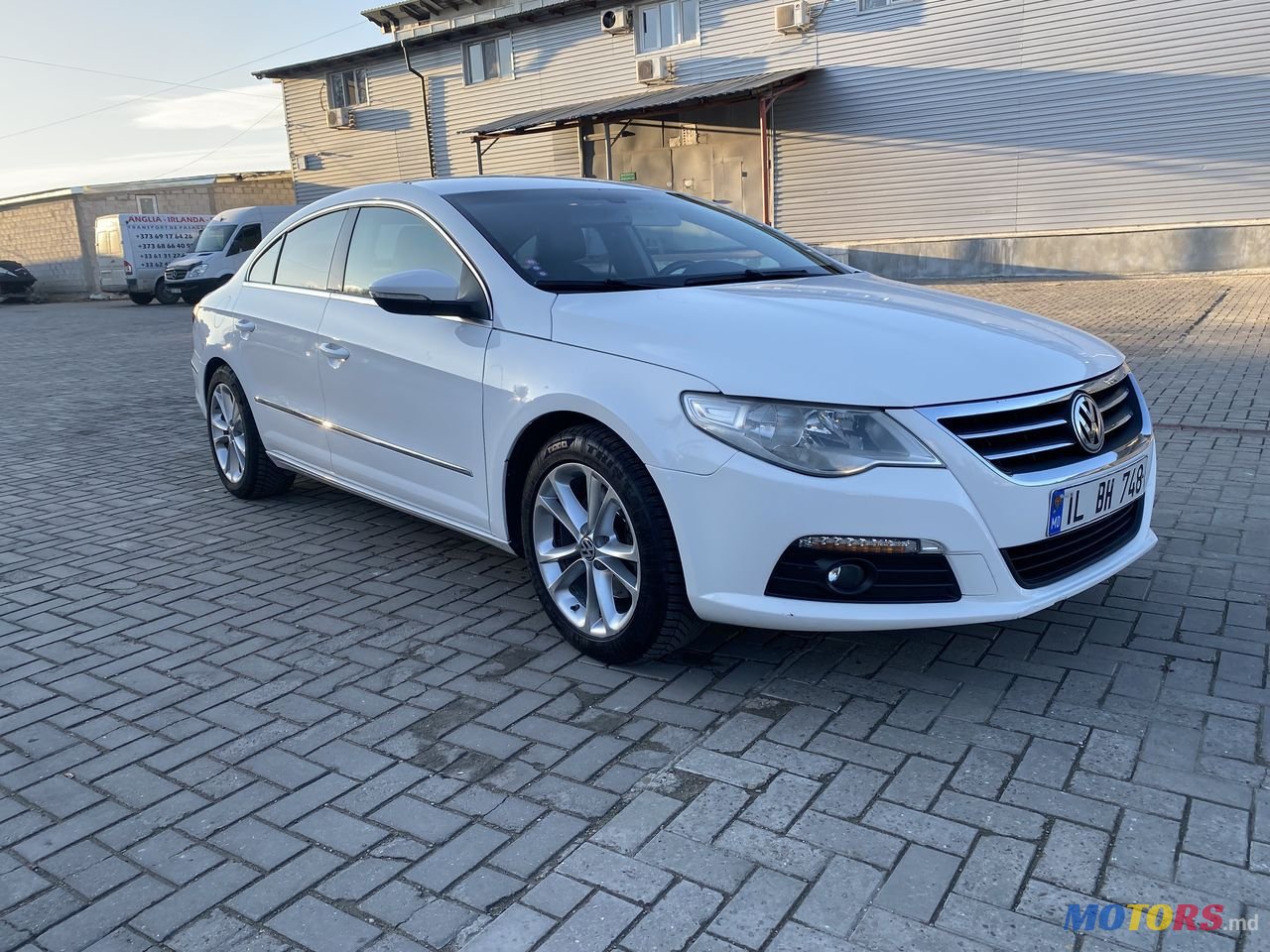 2012' Volkswagen Passat photo #3