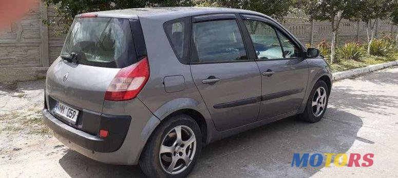 2005' Renault Scenic photo #1