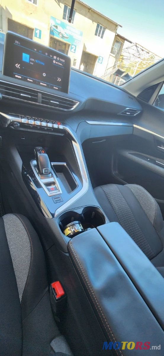2018' Peugeot 3008 photo #5