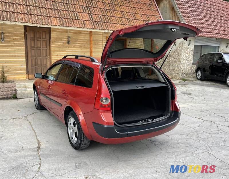 2005' Renault Megane photo #4