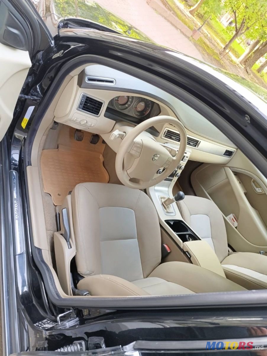 2008' Volvo S80 photo #5