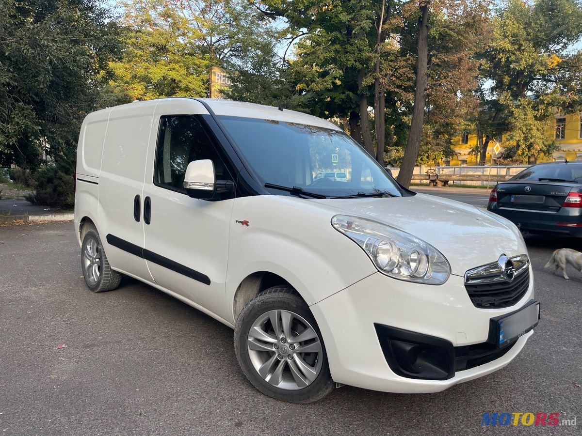 2013' Opel Combo photo #2