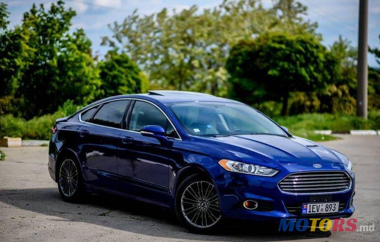 2014' Ford Mondeo photo #1
