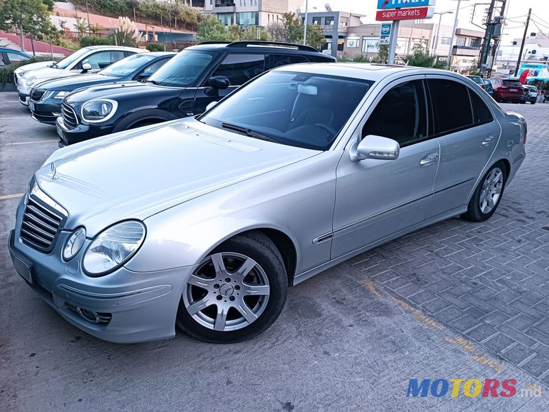 2007' Mercedes-Benz E-Class photo #1