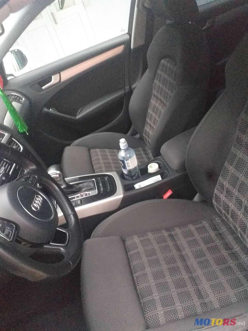 2012' Audi A4 photo #5