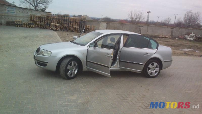 2004' Skoda Superb photo #1