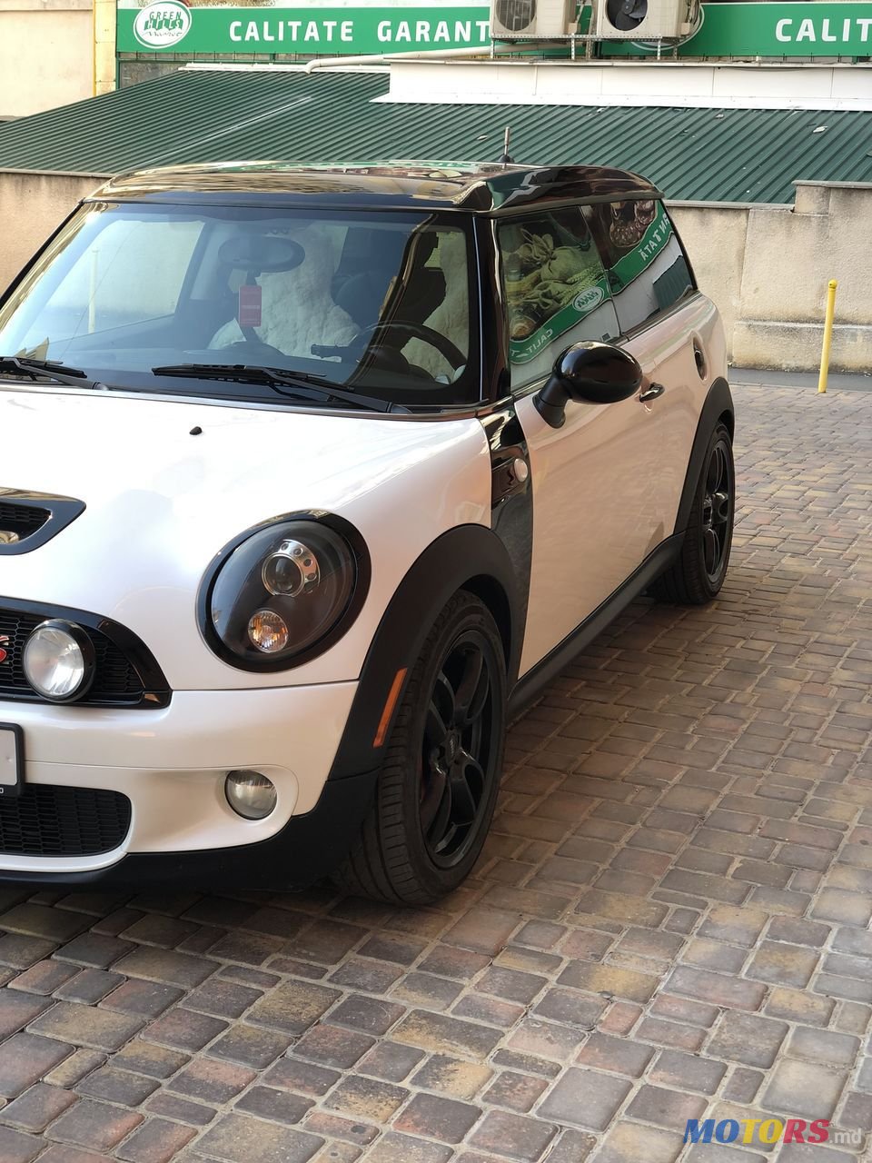 2009' MINI Cooper S photo #4