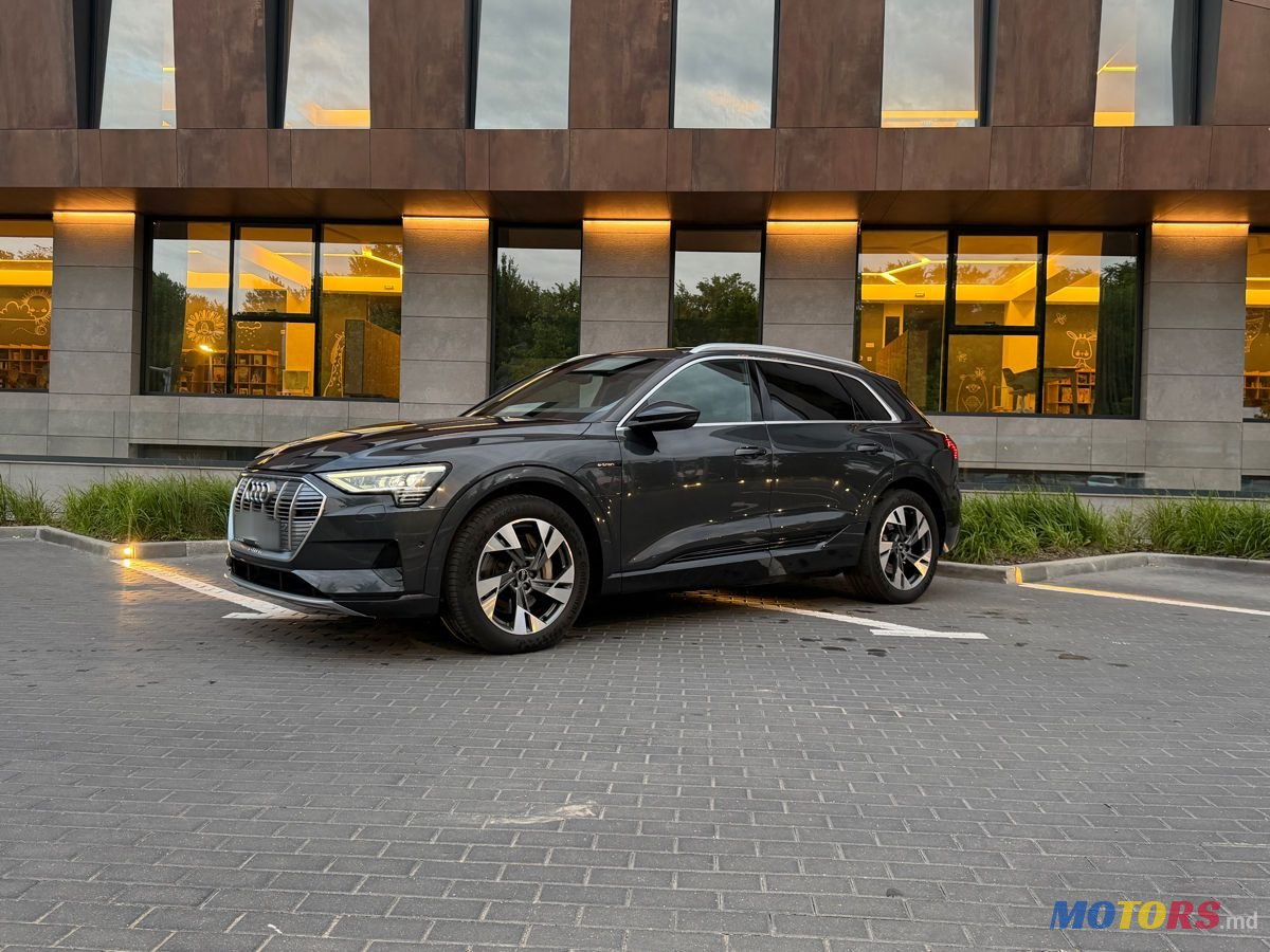 2020' Audi e-tron photo #1
