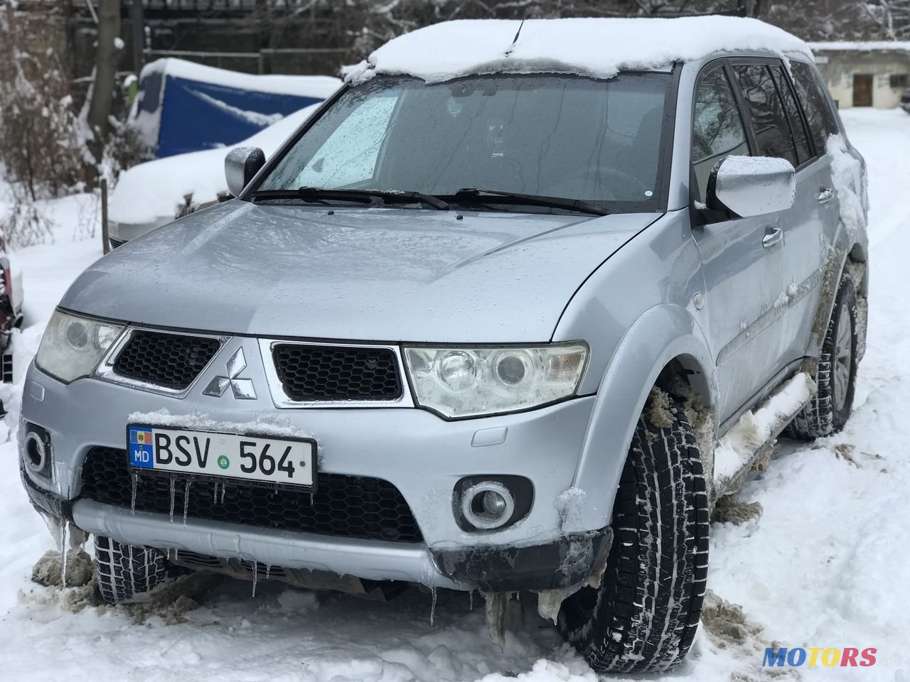 2010' Mitsubishi Pajero Sport photo #4