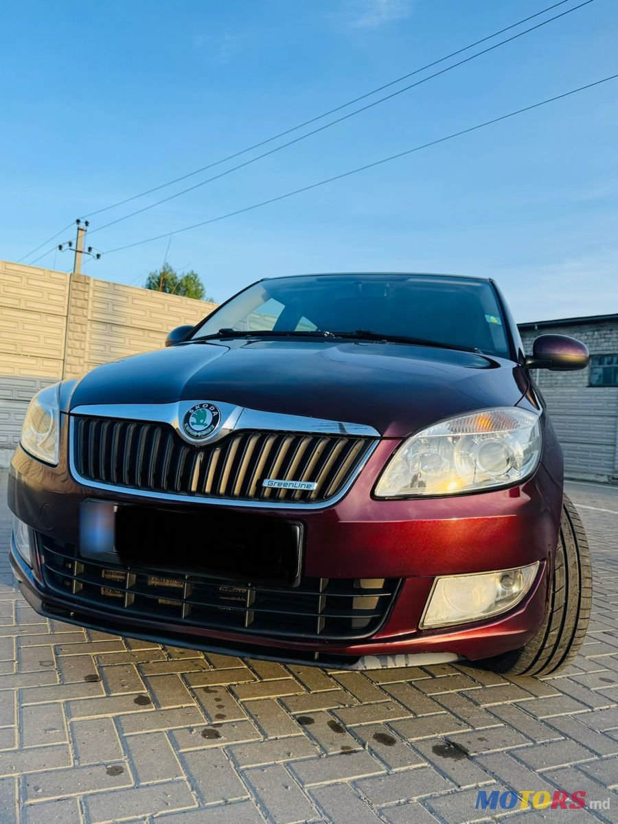 2012' Skoda Fabia photo #4