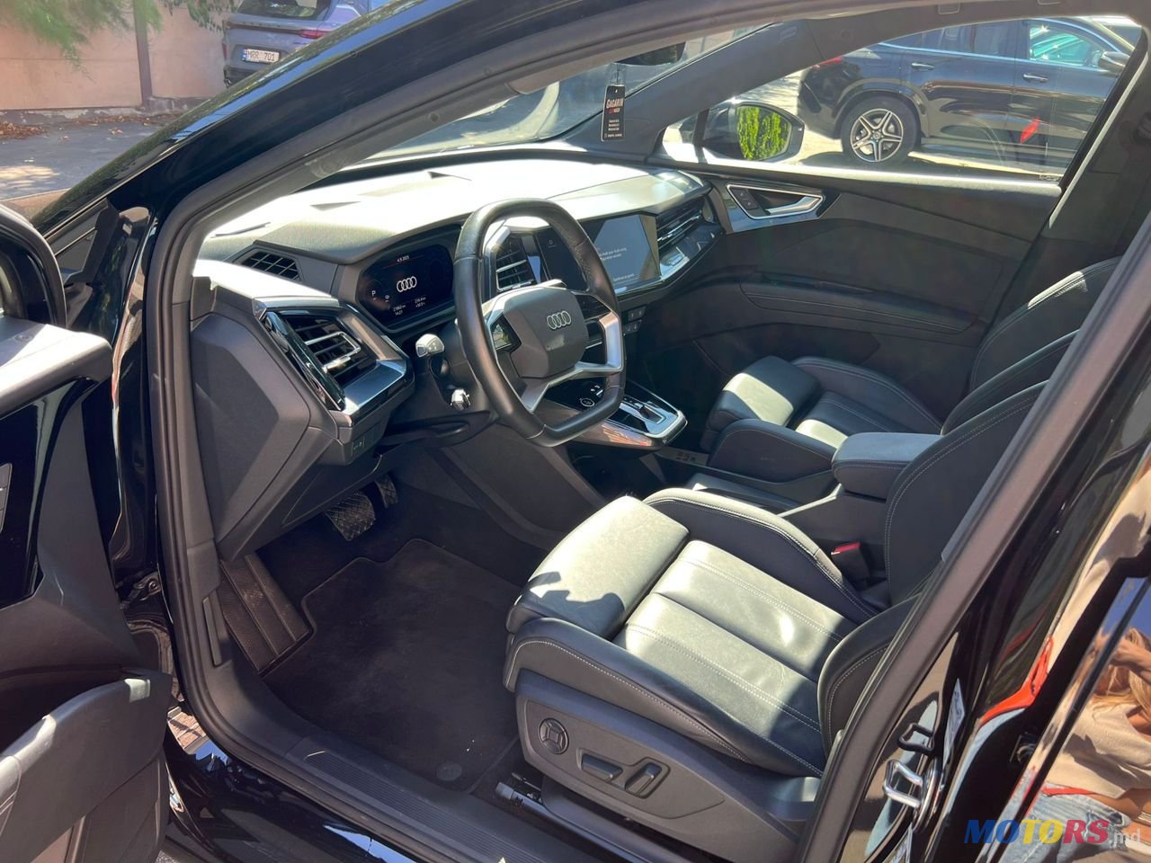 2023' Audi Q4 e-tron photo #6