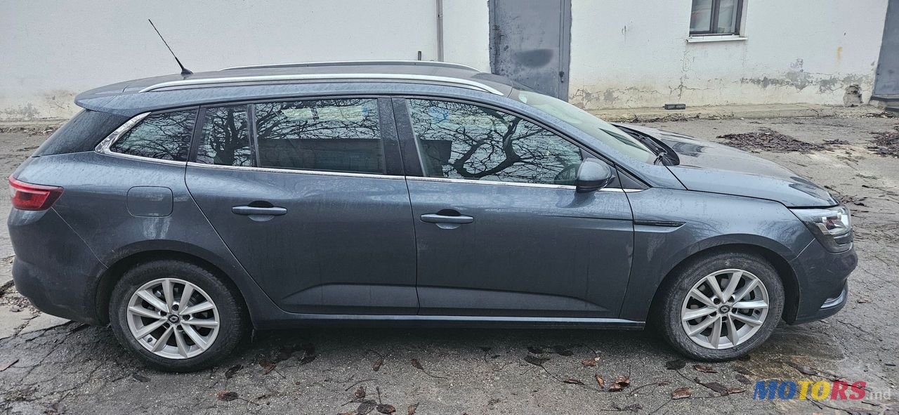 2020' Renault Megane photo #3