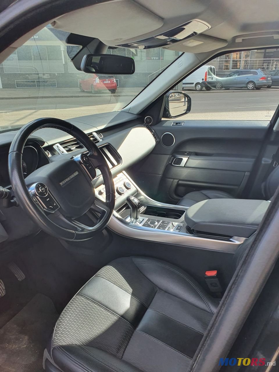 2014' Land Rover Range Rover Sport photo #5