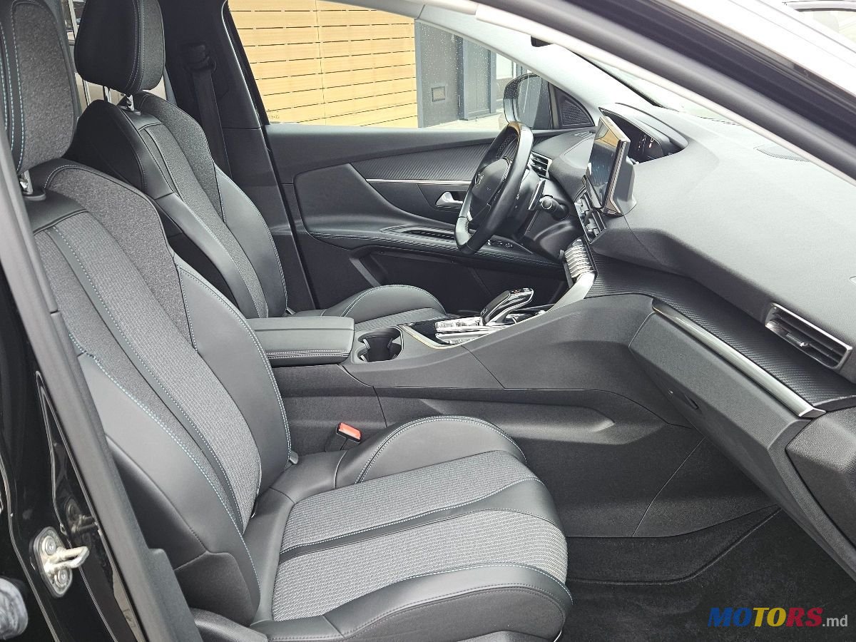 2021' Peugeot 3008 photo #4