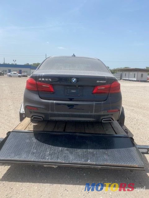 2017' BMW 5 Series photo #3