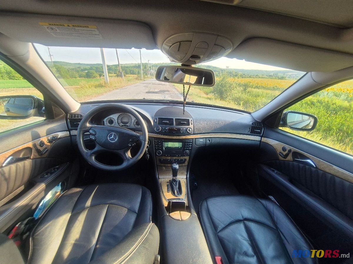 2007' Mercedes-Benz E-Class photo #2
