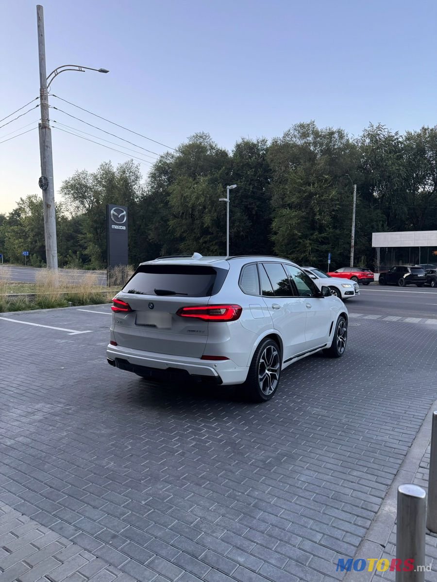 2019' BMW X5 photo #5