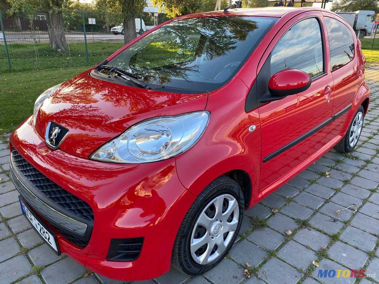 2010' Peugeot 107 photo #3