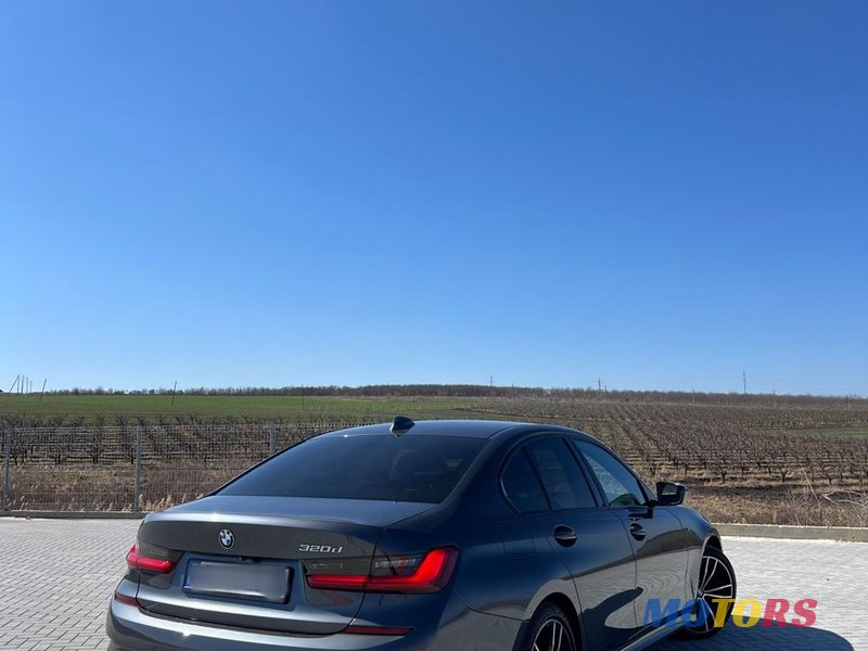 2020' BMW 3 Series photo #3