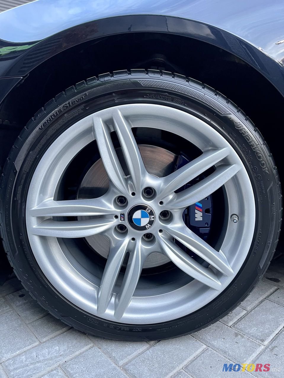 2017' BMW 5 Series photo #6