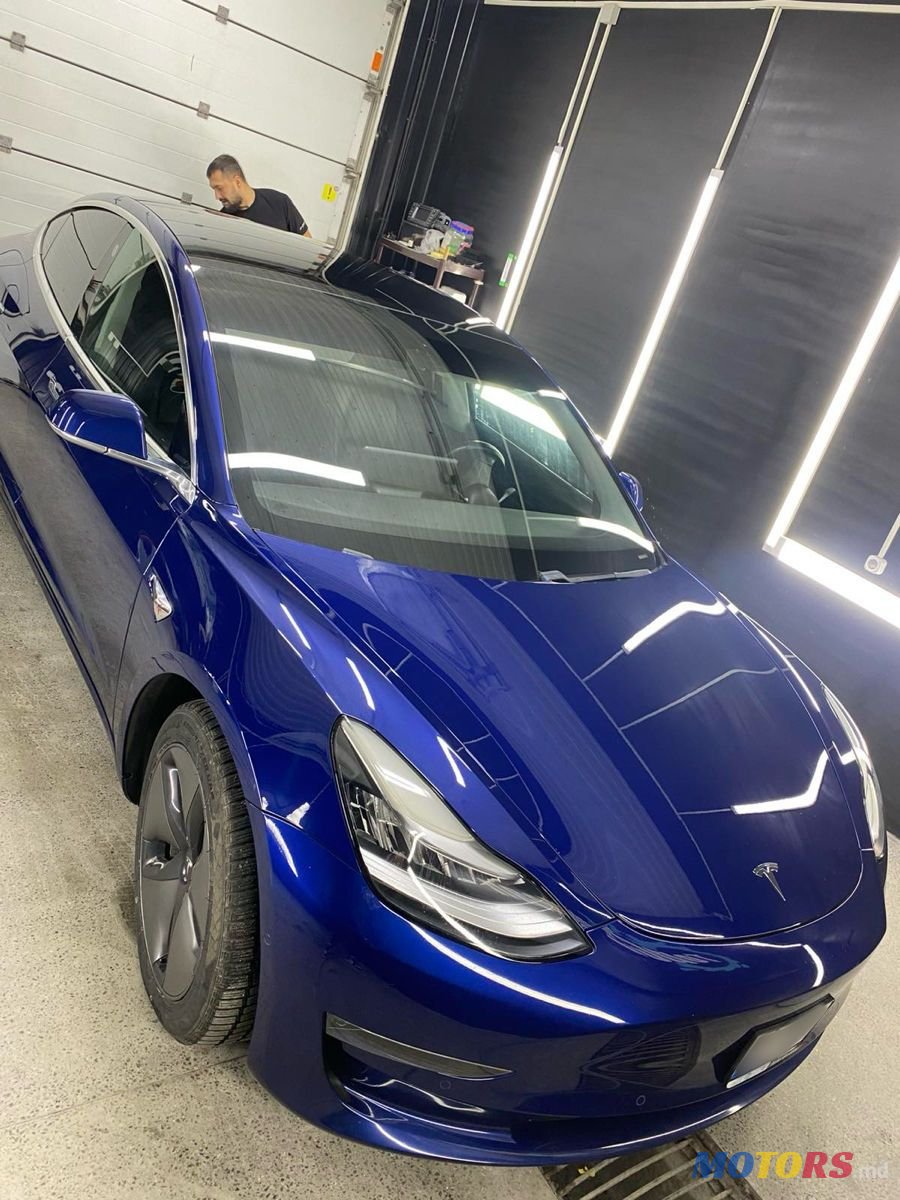 2019' Tesla Model 3 photo #2