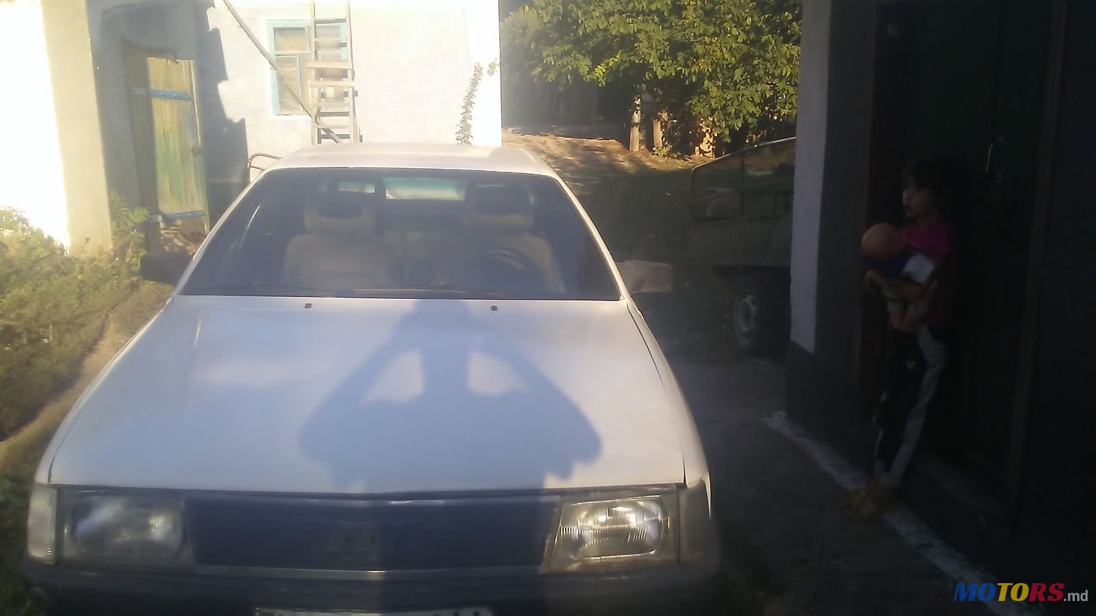 1984' Audi 100 photo #3