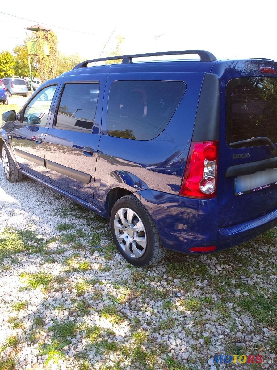 2009' Dacia Logan Mcv photo #4