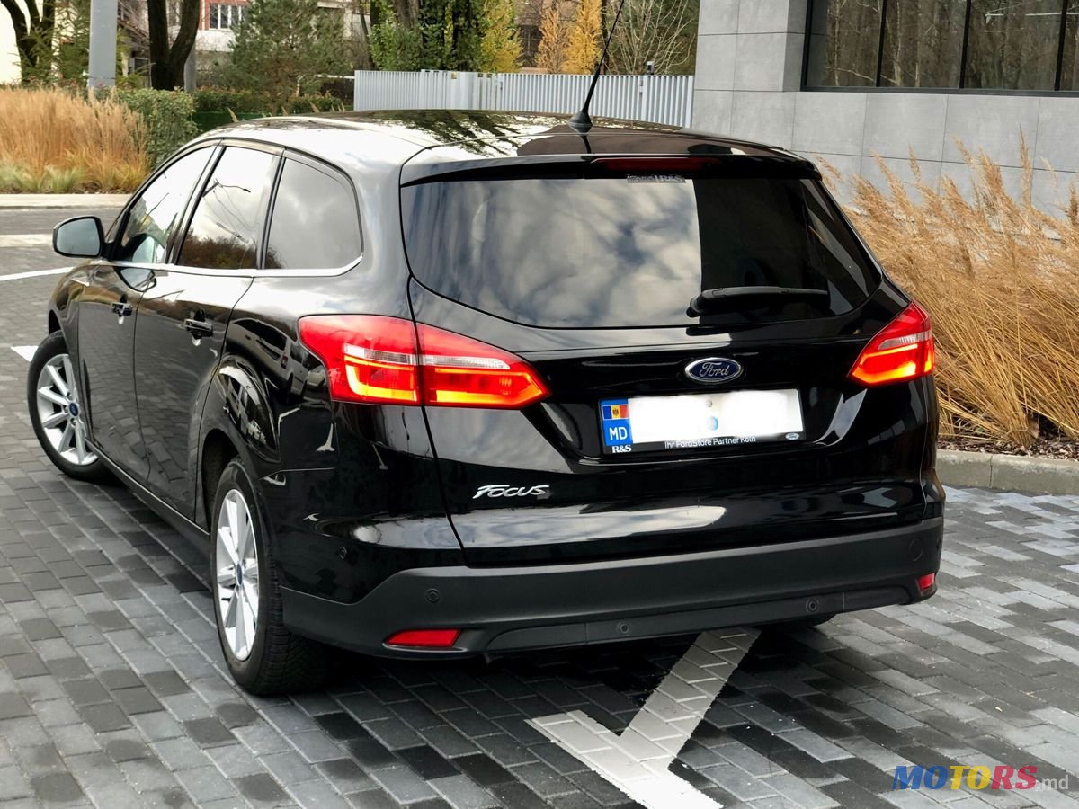 2017' Ford Focus photo #4