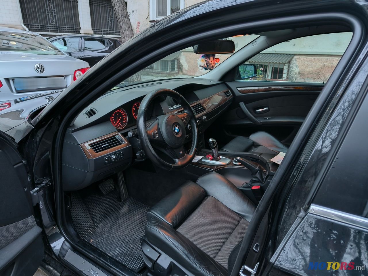 2008' BMW 5 Series photo #6