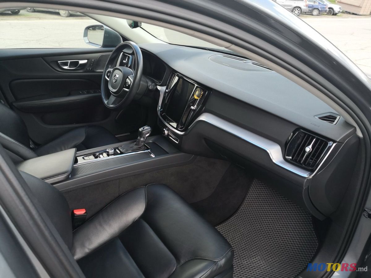 2020' Volvo S60 photo #5