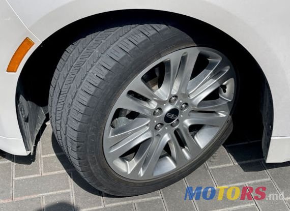 2015' Lincoln MKZ photo #4