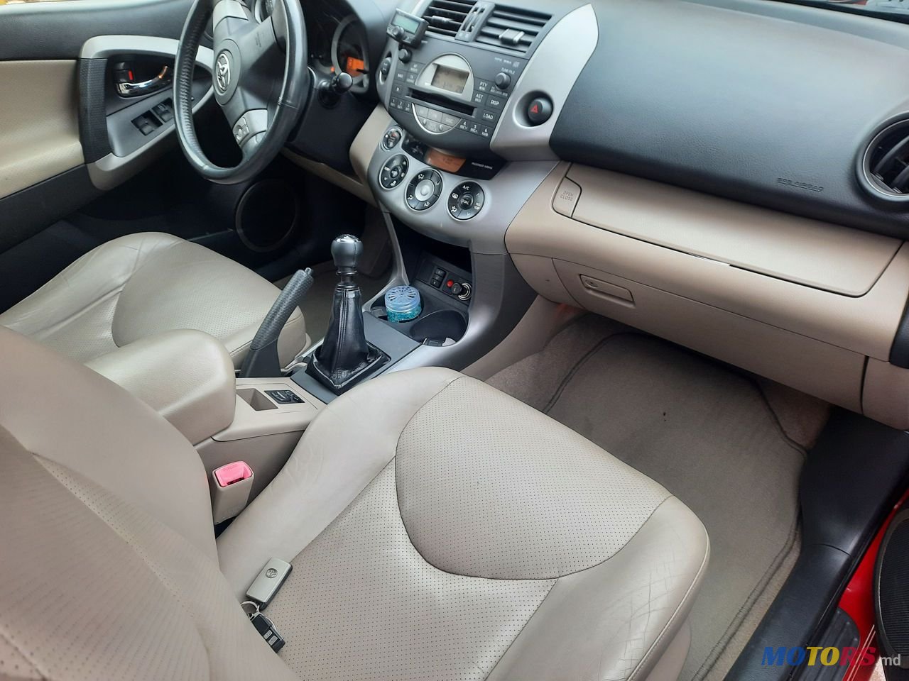 2007' Toyota RAV4 photo #6